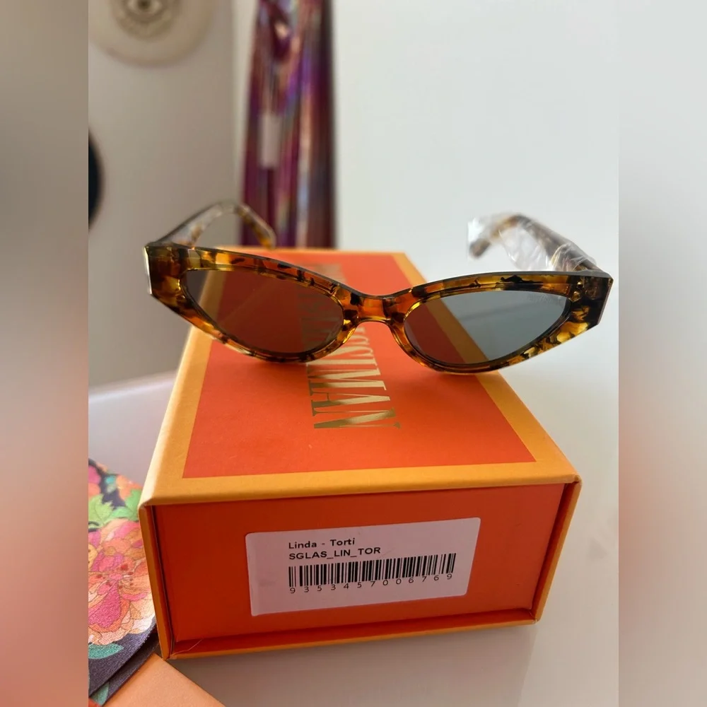 Poppy Lissiman Tortoise shell cat eye Sunglasses